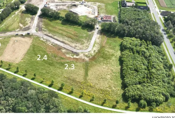 Bouwgrond De Es, kavel -(2.3 verkocht), 2.4,verkocht (2.9, verkocht)