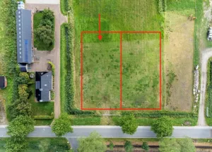 Bouwgrond Meedhuizerweg (kavel links)