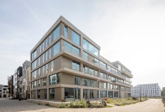 Building apart together - CPO in Amsterdam - 