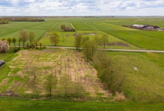 Bouwgrond Zuideinde Oost 17 en 19