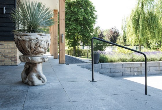 5 tuinideeën met Oud Hollandse tegels (voor elke stijl) - 