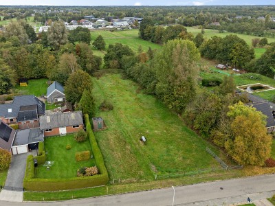 Bouwgrond Boskwei naast nummer 27 en naast nummer 50