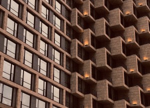 Stijlvolle wanden in je nieuwbouwhuis: zo kies je materialen die blijven kloppen