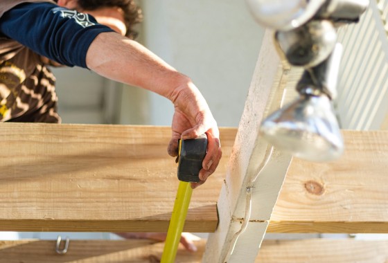 Van bouwkavel tot oplevering: welke verzekeringen heeft een bouwondernemer écht nodig? - 