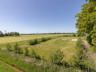 Bouwgrond Mensumaweg