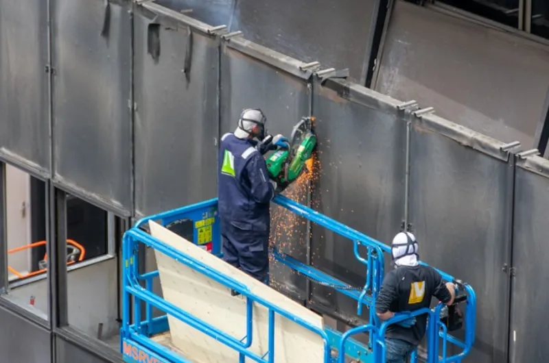 Wanneer kies je voor een hoogwerker op de bouwplaats?