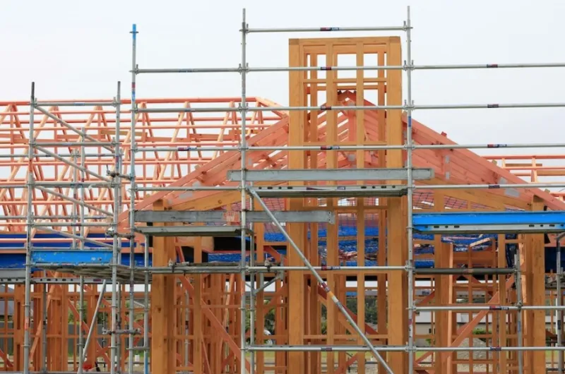 Zelf een huis op een kavel bouwen: wat komt erbij kijken?