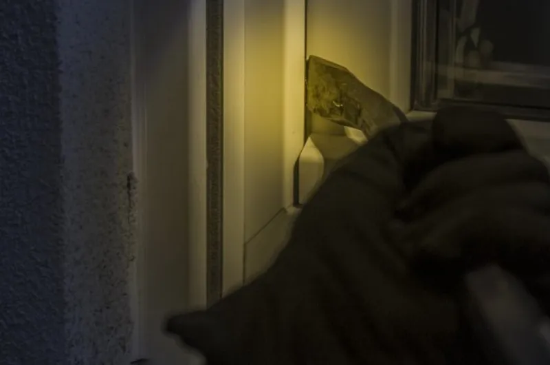 Zo maak je je jouw woning minder aantrekkelijk voor inbraken